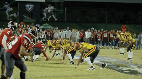 08_13-CoverStory-Glad -vs-Lion.jpg